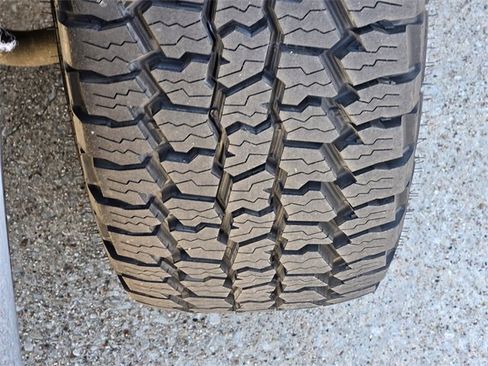 Used 2022 RAM 3500 Laramie image 11