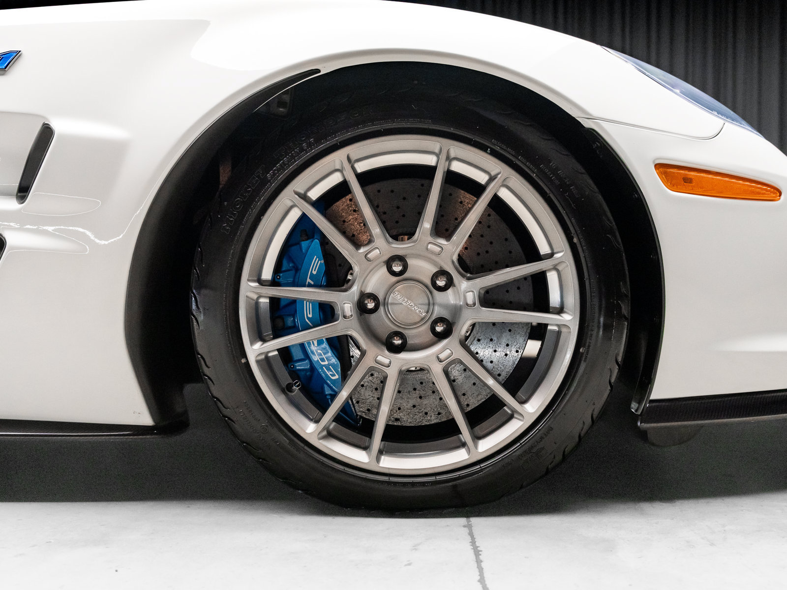 Used 2013 Chevrolet Corvette ZR1 w/ 3ZR Preferred Equipment Group RWD image 28