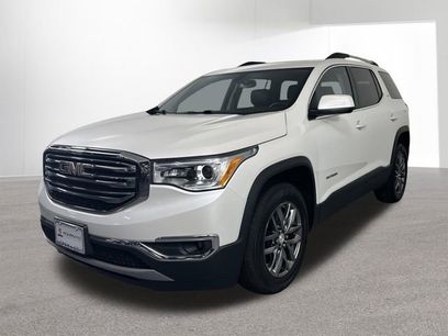 Used 2017 GMC Acadia SLT