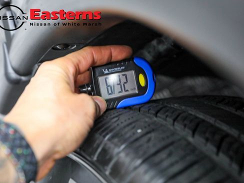Used 2022 Nissan Rogue SV AWD/4WD image 28