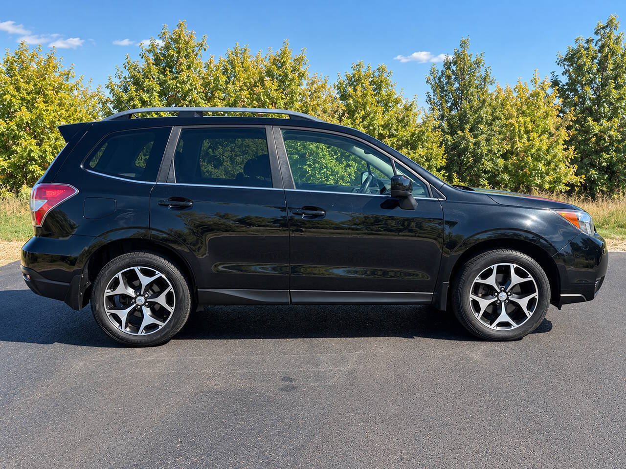 Used 2014 Subaru Forester 2.0XT Premium w/ Popular Package #2 AWD/4WD image 11