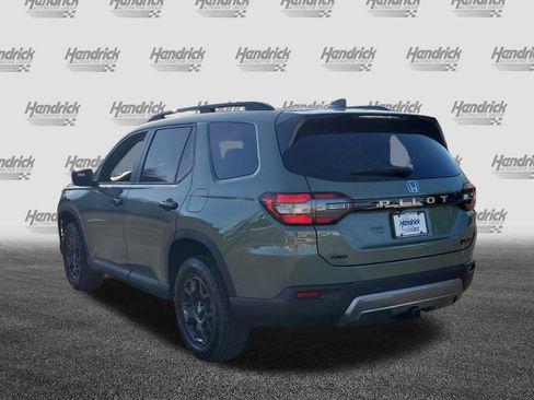 New 2026 Honda Pilot TrailSport image 5
