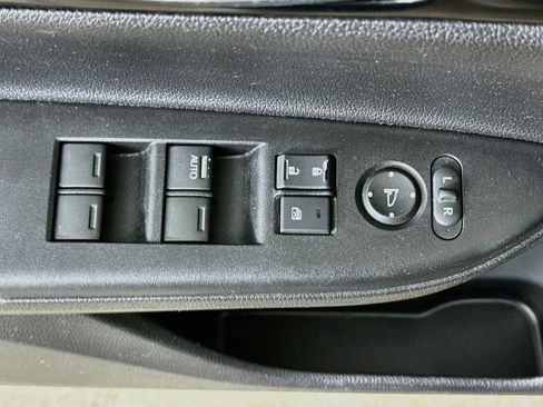 Used 2017 Honda Accord LX image 15