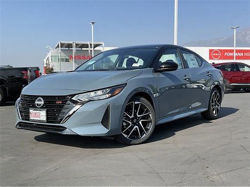 New 2025 Nissan Sentra SR image 2