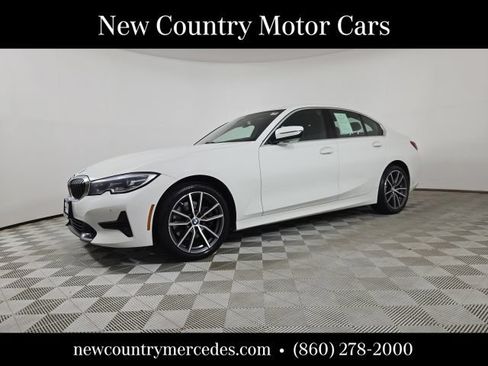 Used 2020 BMW 330i xDrive Sedan w/ Premium Package AWD/4WD image 3