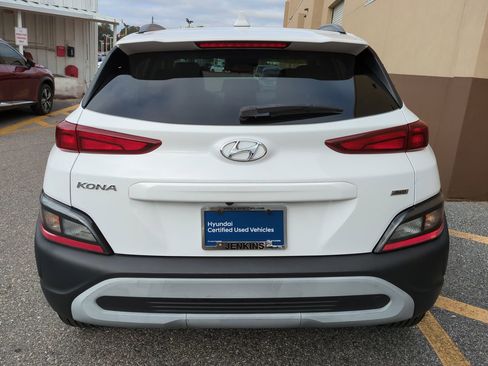 Certified 2023 Hyundai Kona SEL image 5