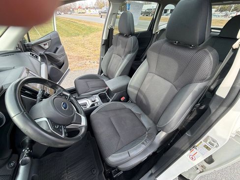 Used 2019 Subaru Forester Premium image 26