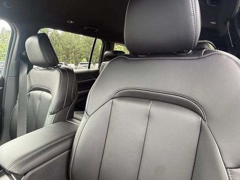 New 2025 Jeep Grand Cherokee L Limited image 23