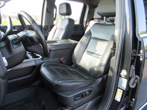 Used 2022 GMC Sierra 2500 Denali w/ Denali Ultimate Package AWD/4WD image 23