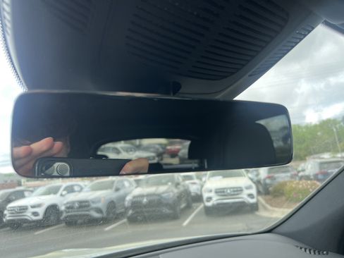 Used 2025 Mercedes-Benz GLE 350 4MATIC image 25