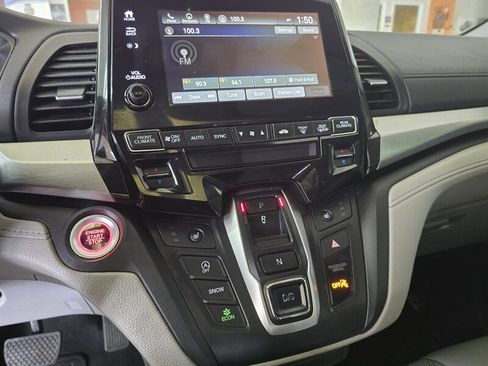 Used 2018 Honda Odyssey Touring image 20