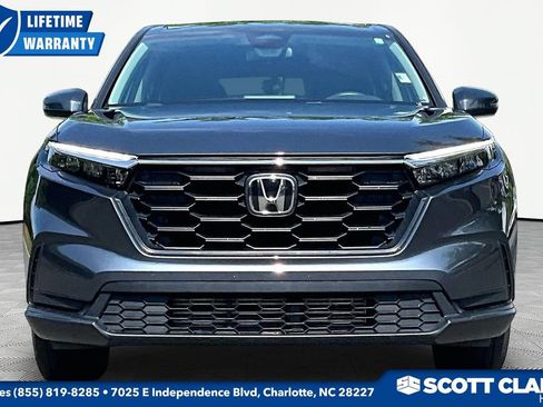 Used 2025 Honda CR-V LX image 2