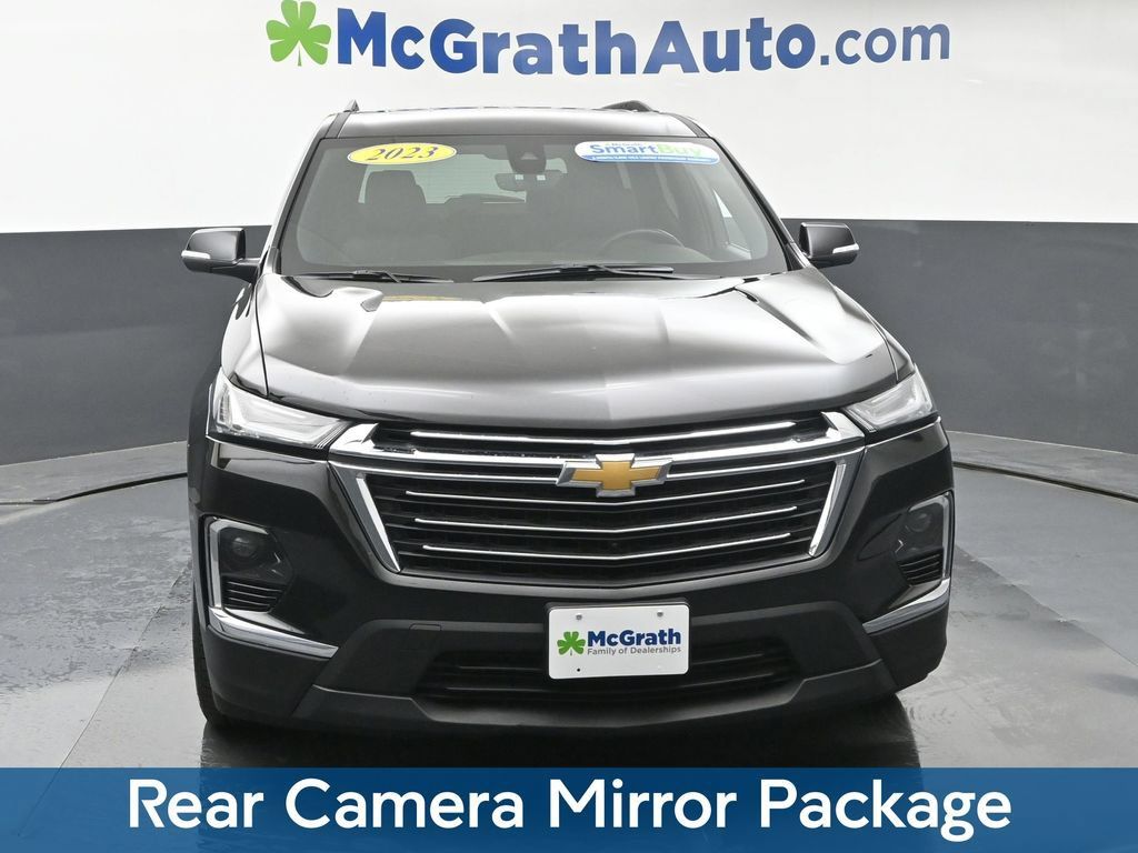 Used 2023 Chevrolet Traverse LT w/ LT Premium Package AWD/4WD image 5