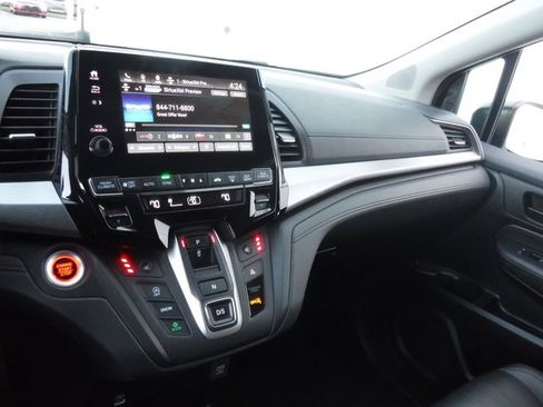 Used 2023 Honda Odyssey EX-L image 18