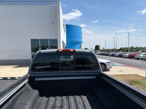 Used 2022 Nissan Frontier Pro-X RWD image 6