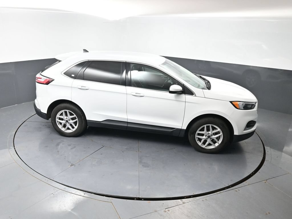 Used 2024 Ford Edge SEL AWD/4WD image 45