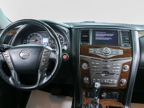 Used 2019 Nissan Armada SL AWD/4WD image 18