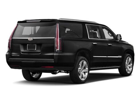 Used 2017 Cadillac Escalade ESV Premium Luxury RWD image 3