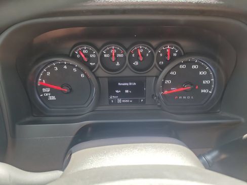 Used 2022 Chevrolet Silverado 1500 Custom AWD/4WD image 26