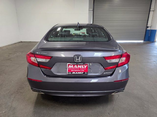 Used 2018 Honda Accord Sport image 4