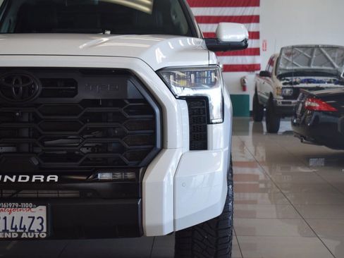 Used 2022 Toyota Tundra Limited w/ TRD Off-Road Package image 11