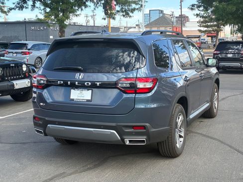 Used 2026 Honda Pilot EX-L image 3
