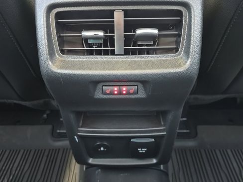 Used 2024 Ford Edge Titanium w/ Equipment Group 301A image 22