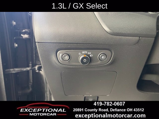 Used 2022 Buick Encore GX Select w/ Sport Touring Package FWD image 36
