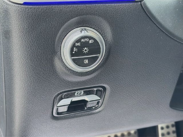 Certified 2023 Mercedes-Benz C 300 4MATIC Sedan image 10
