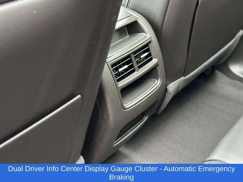 Used 2024 Cadillac XT5 Premium Luxury image 17