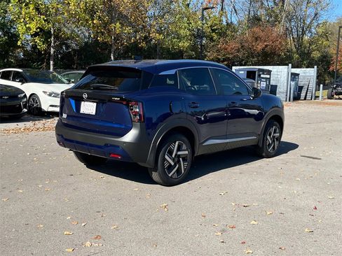 New 2026 Nissan Kicks SV w/ SV Premium Package image 4