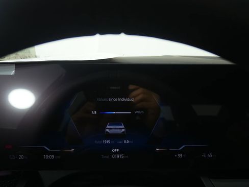 Certified 2026 BMW i5 eDrive40 w/ M Sport Package image 23