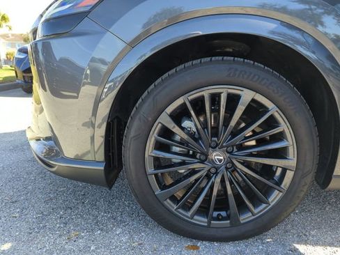 Used 2024 Lexus RX 350 Premium image 33