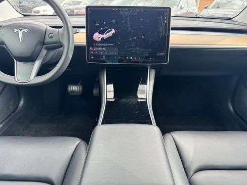 Used 2020 Tesla Model 3 Long Range image 10