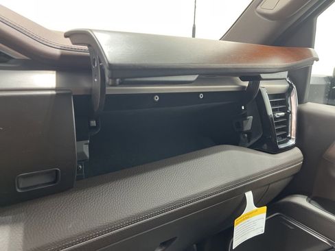 New 2026 GMC Sierra 2500 Denali w/ Denali Reserve Package image 21