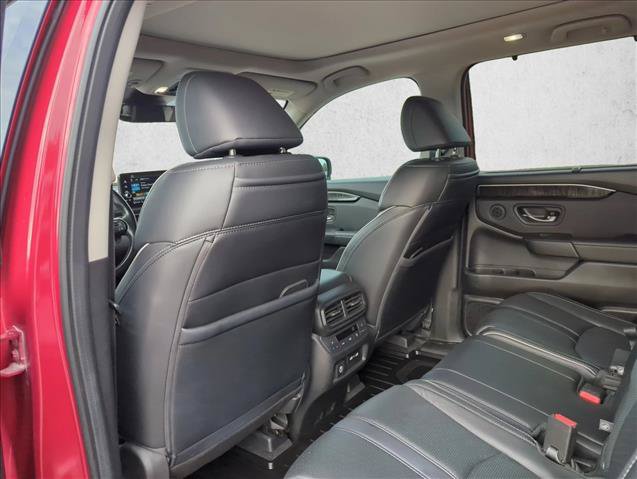 Used 2023 Honda Pilot Elite image 18