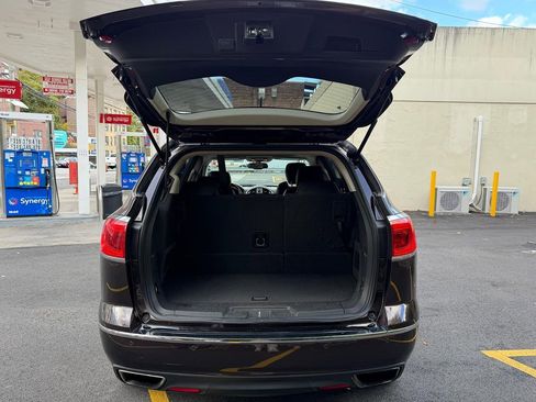 Used 2017 Buick Enclave Leather image 16
