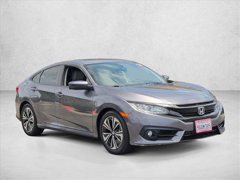 Used 2018 Honda Civic EX-L image 4