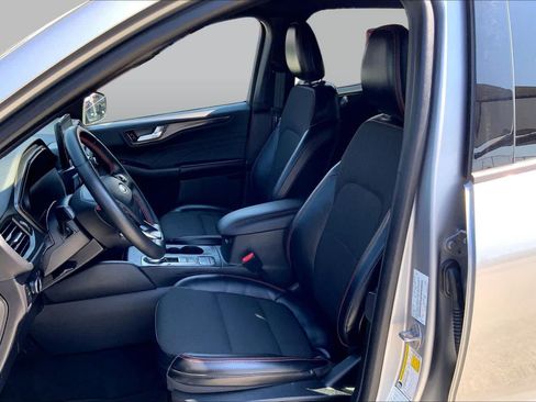 Used 2024 Ford Escape ST-Line AWD/4WD image 8