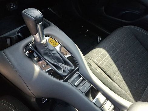 Used 2023 Honda HR-V LX image 15