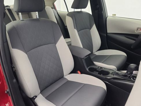 Used 2023 Toyota Corolla LE image 18