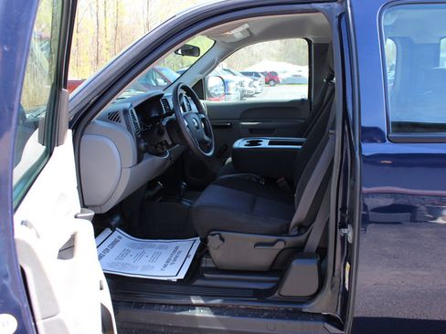 Used 2010 Chevrolet Silverado 1500 W/T AWD/4WD image 15