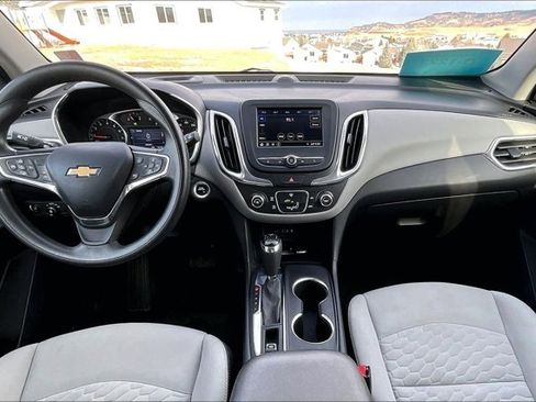 Used 2020 Chevrolet Equinox LT image 7