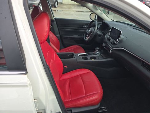 Used 2020 Nissan Altima 2.5 S image 8