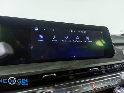 Used 2025 Kia Telluride SX X-Line AWD/4WD image 19