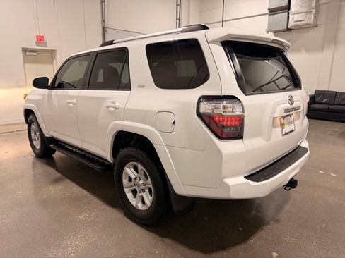 Used 2019 Toyota 4Runner SR5 Premium RWD image 7