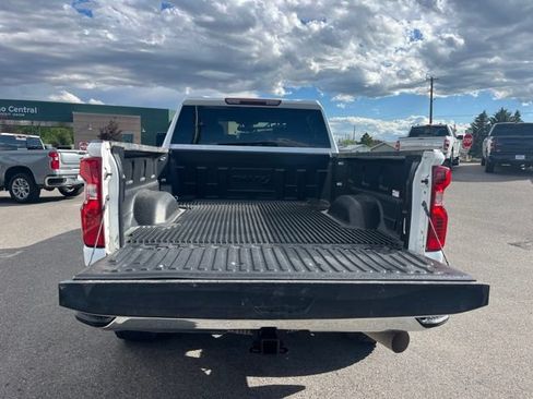 Used 2021 Chevrolet Silverado 2500 LT w/ Z71 Off-Road Package AWD/4WD image 11