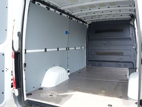 Used 2023 Mercedes-Benz Sprinter 2500 image 6