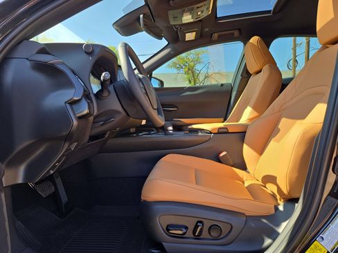 New 2026 Lexus UX 300h FWD w/ Accessory Package (2T) image 16