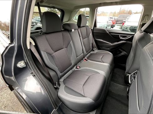 Certified 2022 Subaru Forester Premium image 18